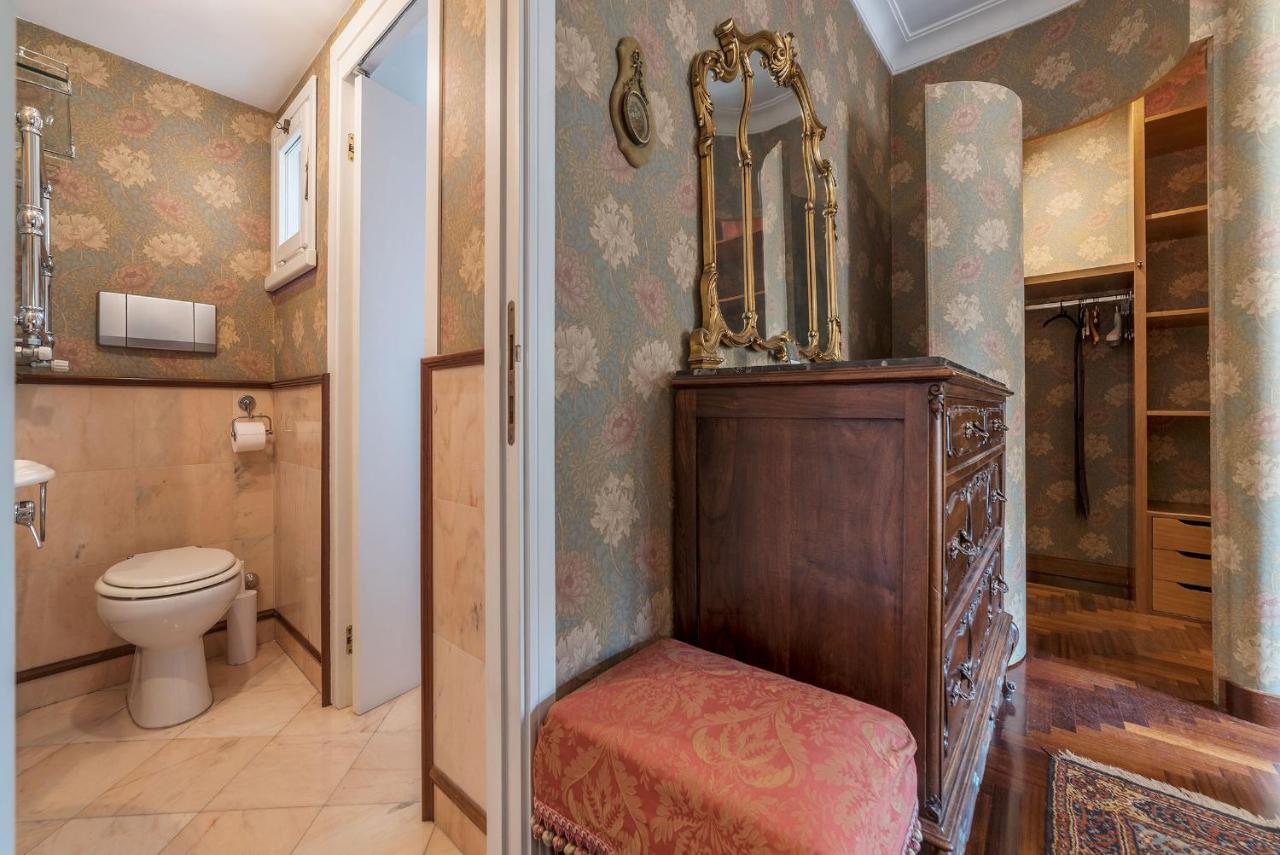 Appartamento Quiet And Classic On Two Floors, By Trevi Fountain - Fromhometorome Roma