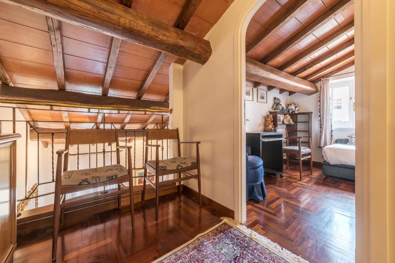 Appartamento Quiet And Classic On Two Floors, By Trevi Fountain - Fromhometorome *